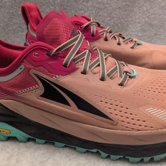 ALTRA Womens Olympus 5 Hike Low GTX Hiking Shoe - Picture 10 of 11